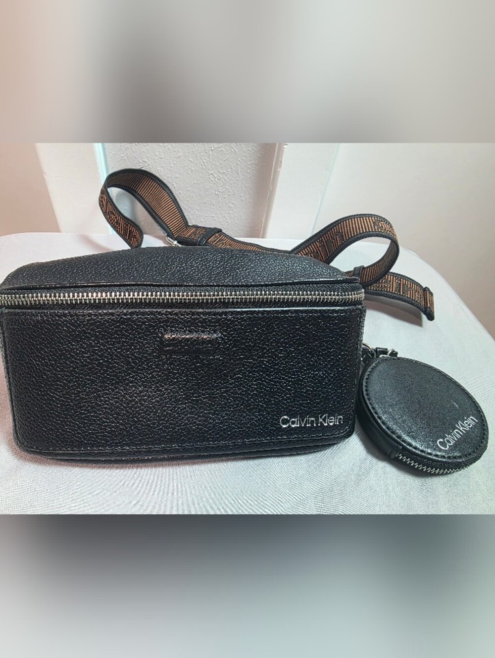Calvin Klein Black Pebbled Belt Bag Crossbody Fanny Pack with Detachable Pouch